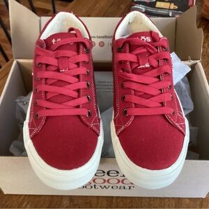 Taos Footwear Bold Red Canvas Sneakers